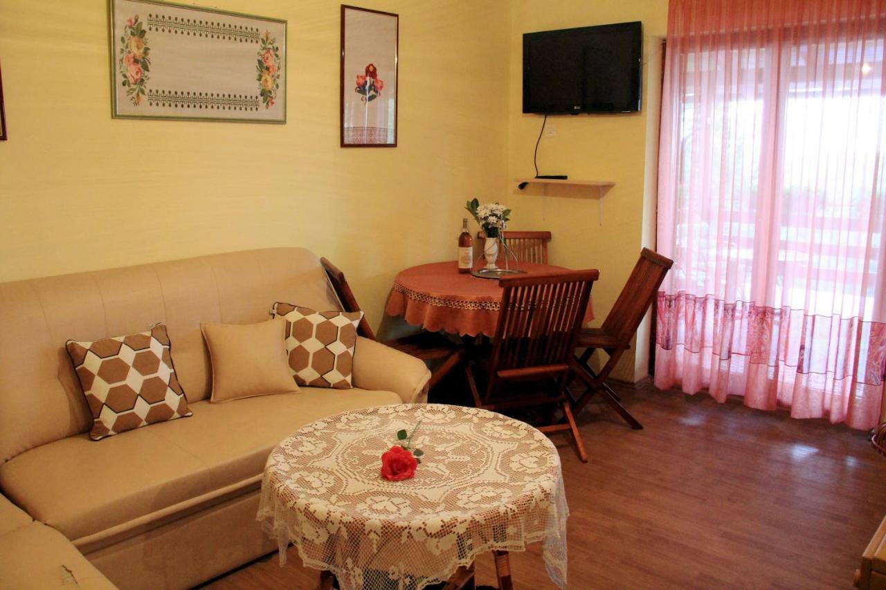 Holiday Home Nina Petrinja Εξωτερικό φωτογραφία